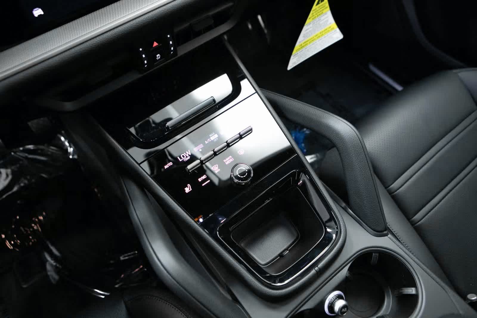 Thumbnail: 2025 Porsche Cayenne - 16