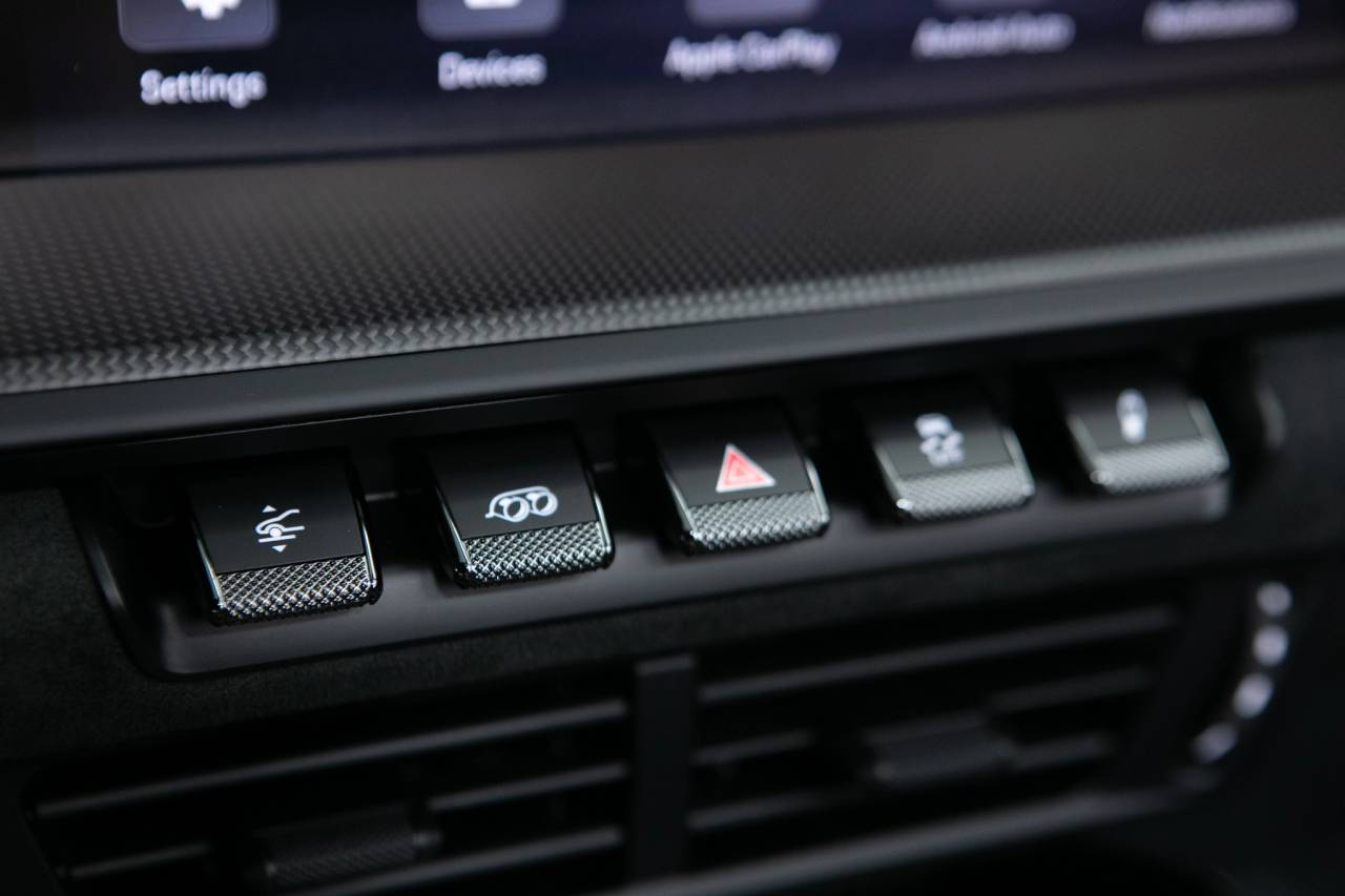 Thumbnail: 2026 Porsche 911 - 27