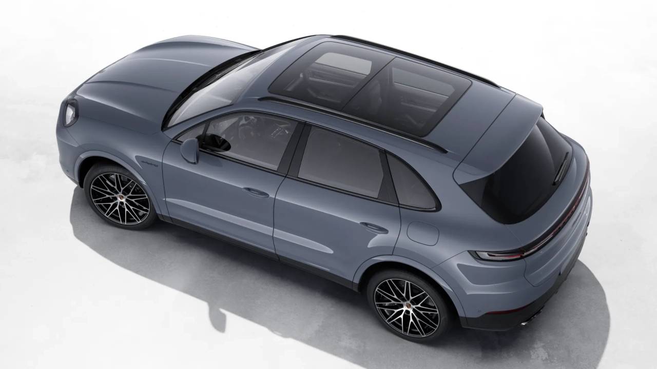 Thumbnail: 2026 Porsche Cayenne - 4