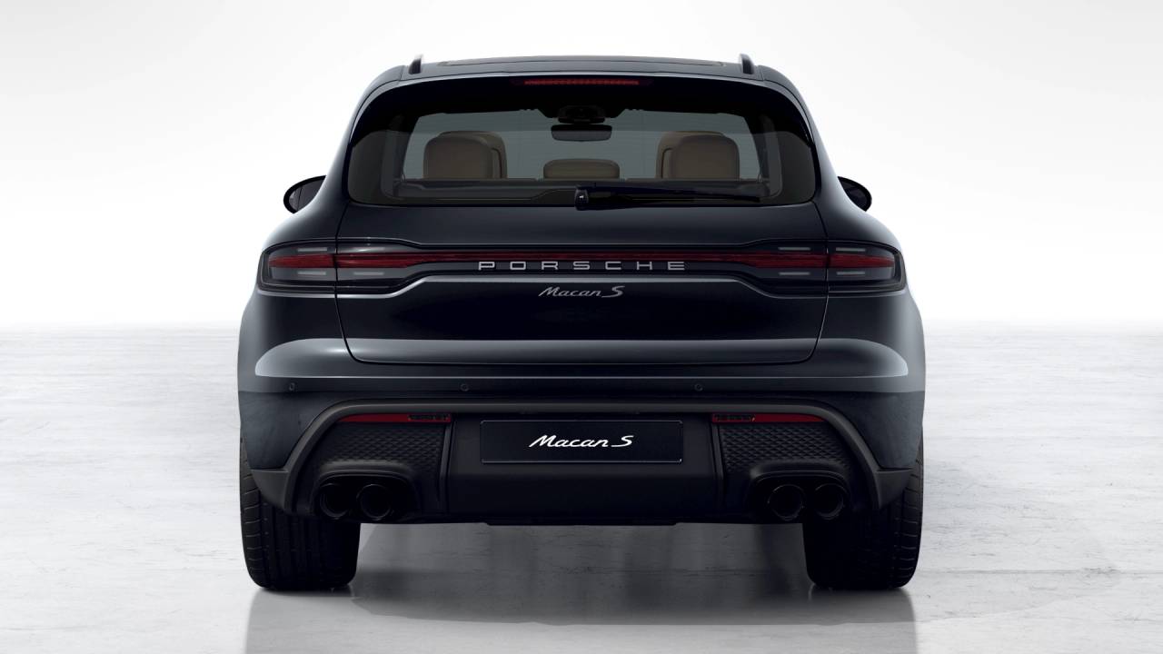 Thumbnail: 2026 Porsche Macan - 7