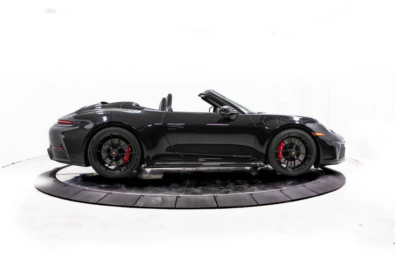 Thumbnail: 2026 Porsche 911 - 8