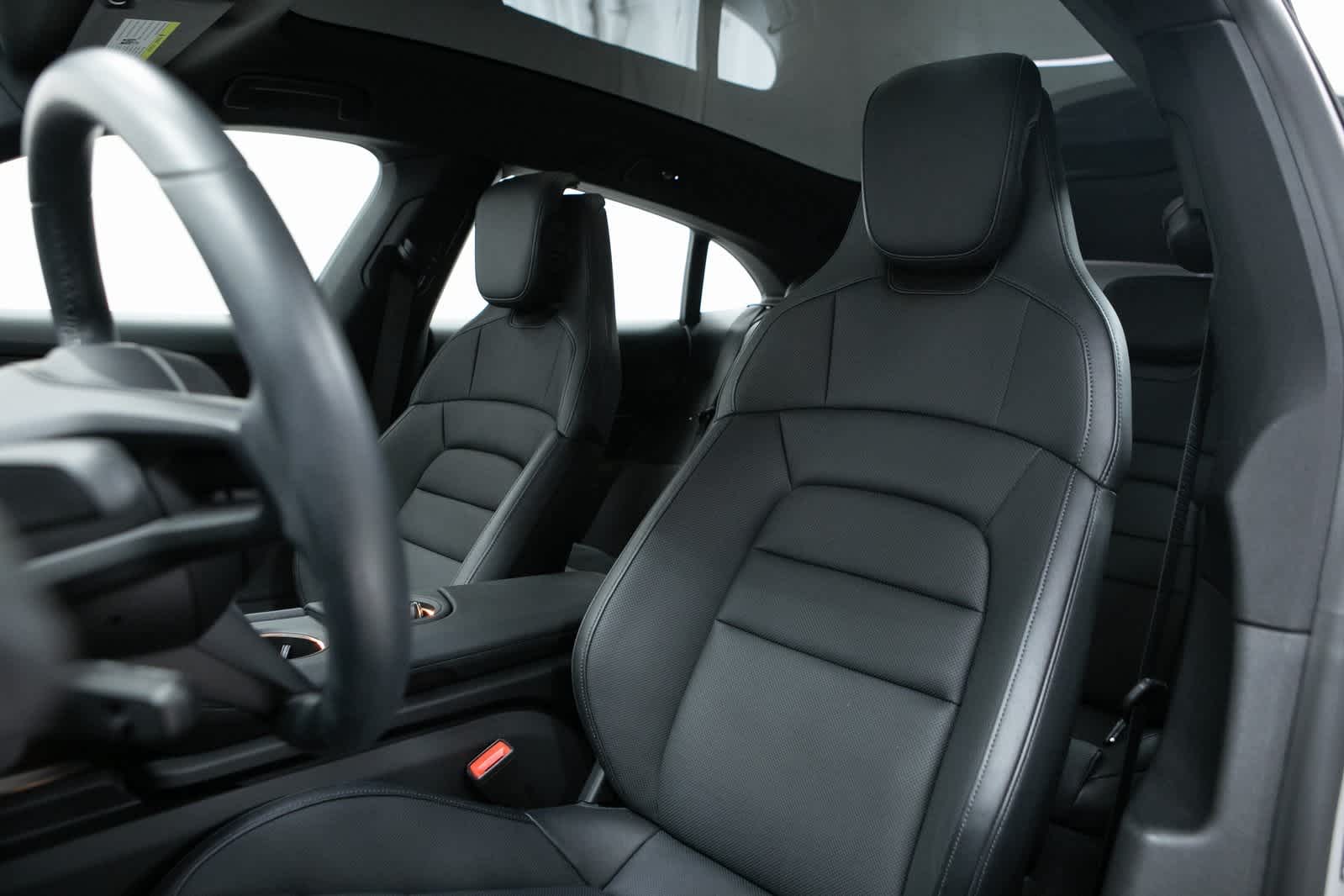 Thumbnail: 2024 Porsche Taycan - 5