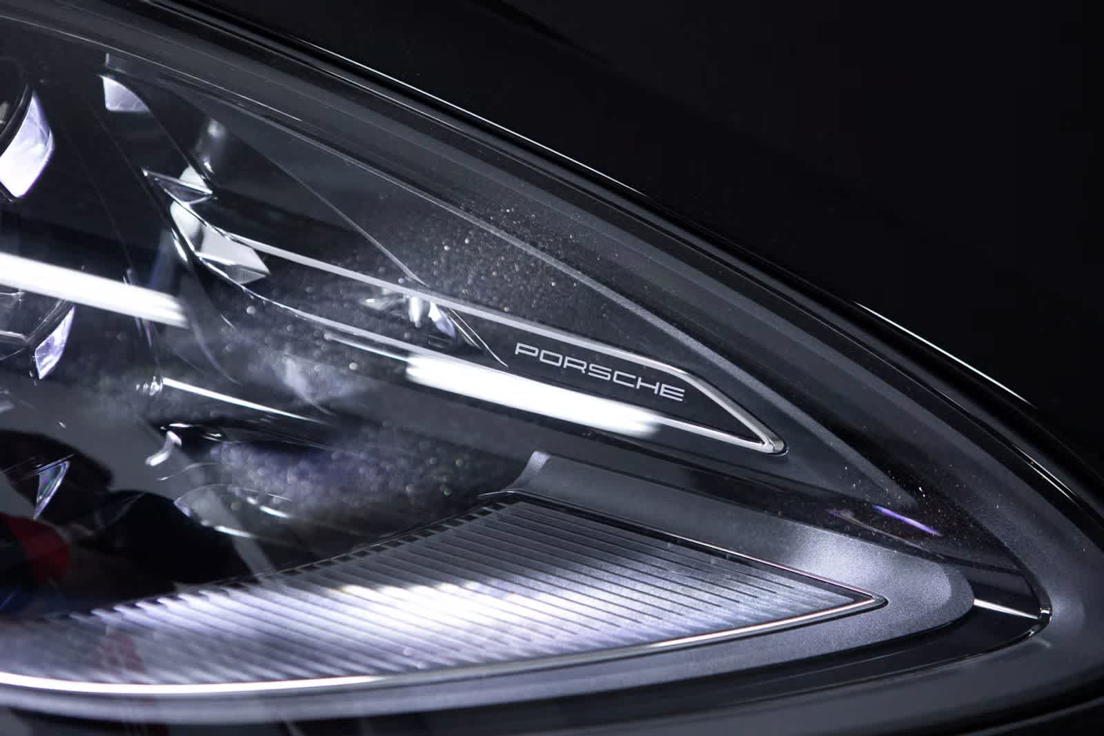 Thumbnail: 2026 Porsche Macan - 16