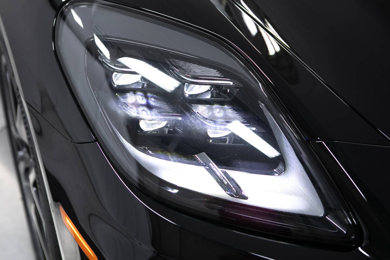 Thumbnail: 2025 Porsche Panamera - 15
