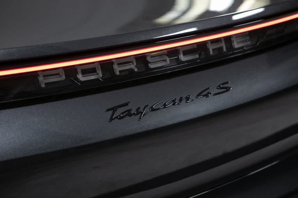 Thumbnail: 2025 Porsche Taycan - 39