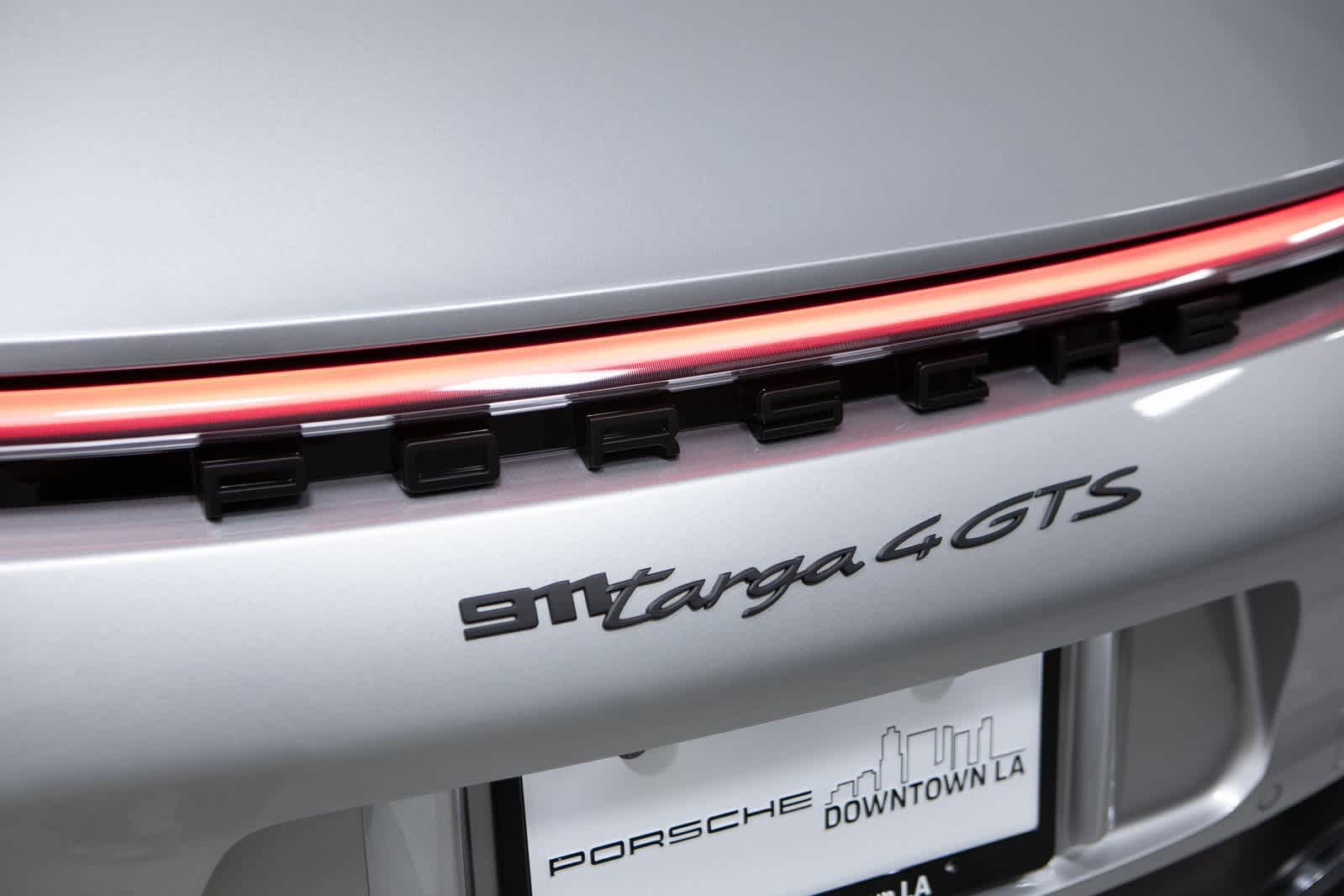 Thumbnail: 2024 Porsche 911 - 33