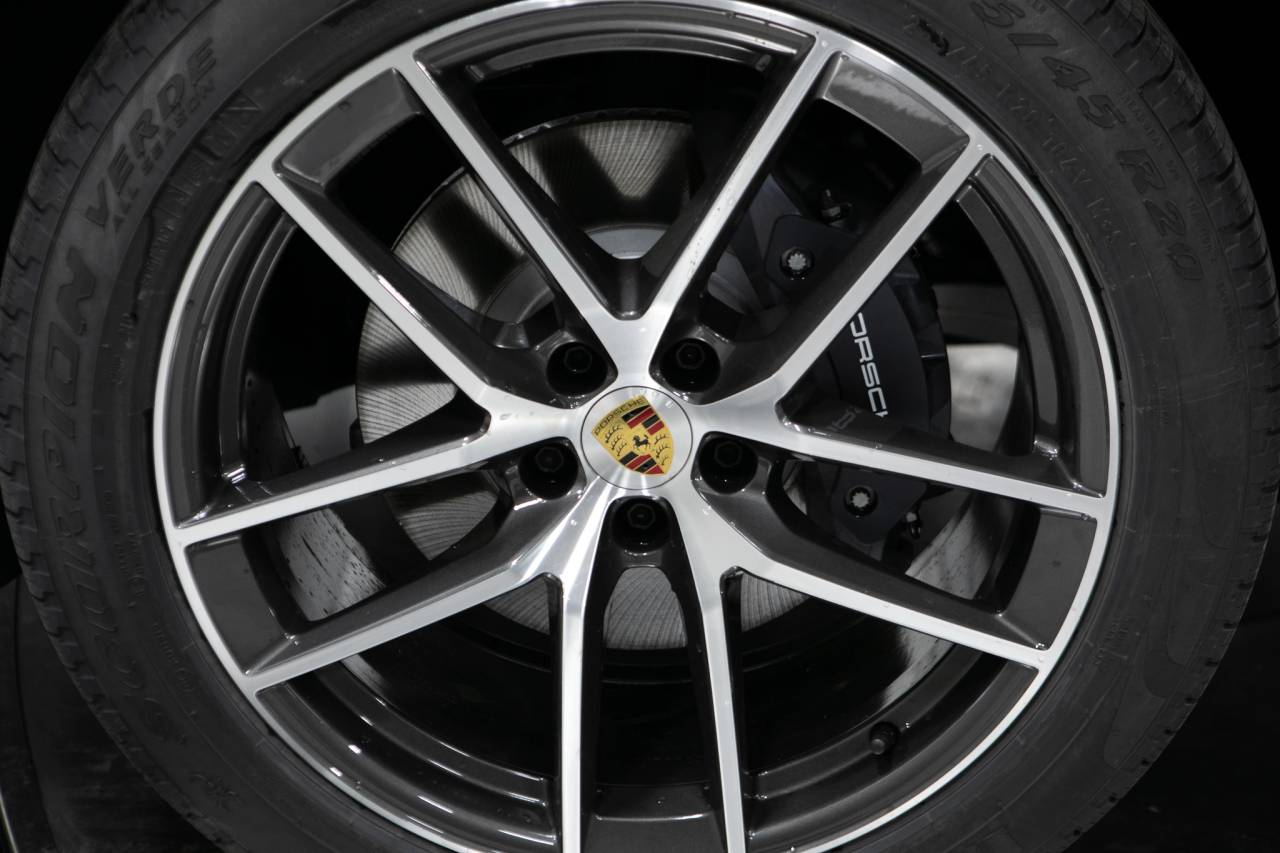 Thumbnail: 2026 Porsche Macan - 11