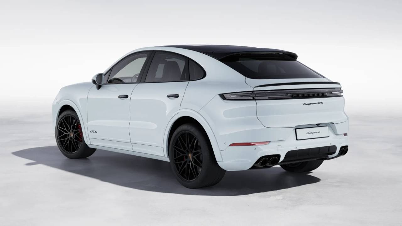 2026 Porsche Cayenne Coupe GTS photo 3