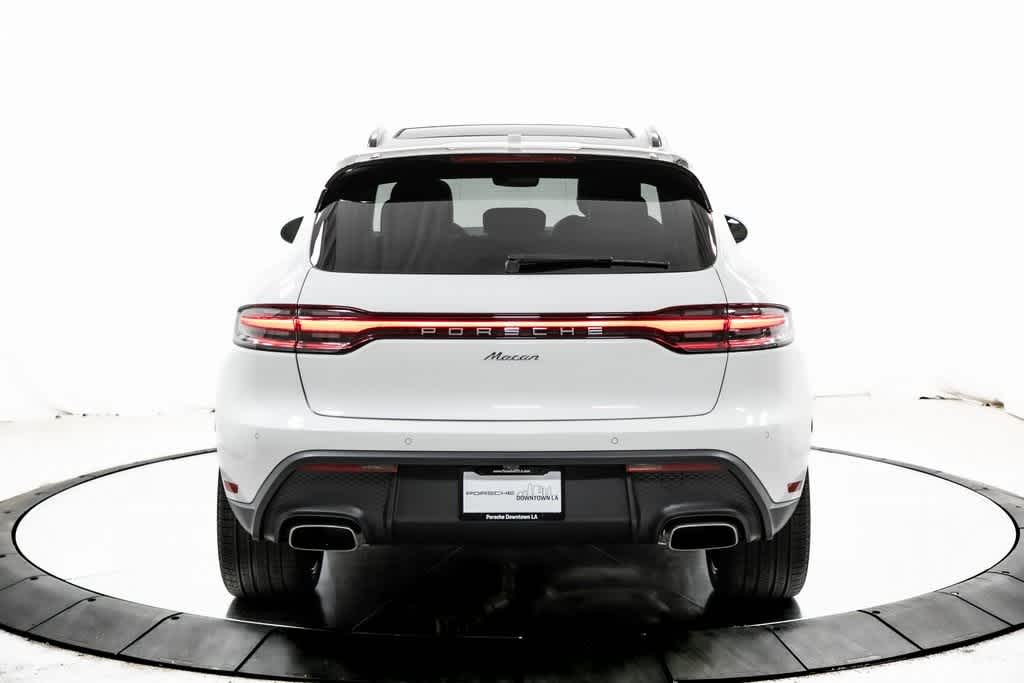 Thumbnail: 2025 Porsche Macan - 6