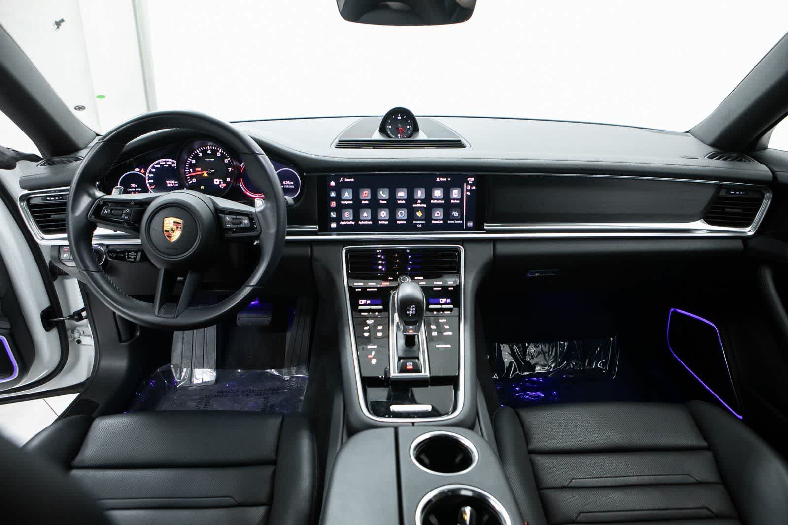 Thumbnail: 2023 Porsche Panamera - 13