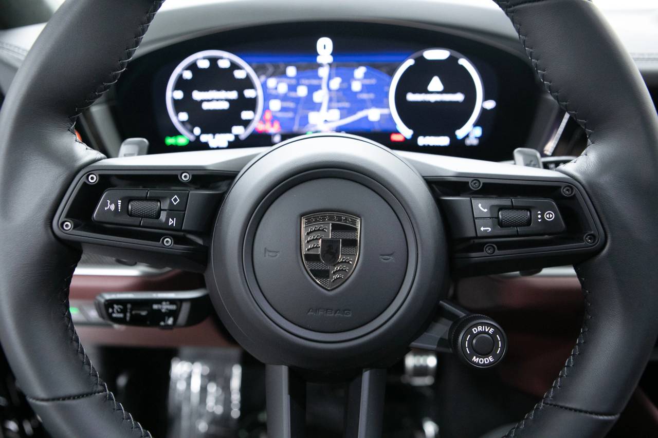 Thumbnail: 2026 Porsche  - 21