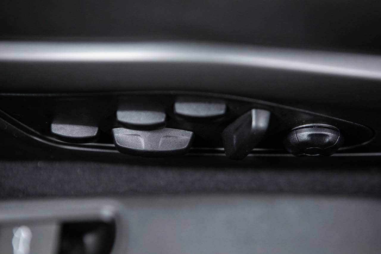 Thumbnail: 2026 Porsche 911 - 24