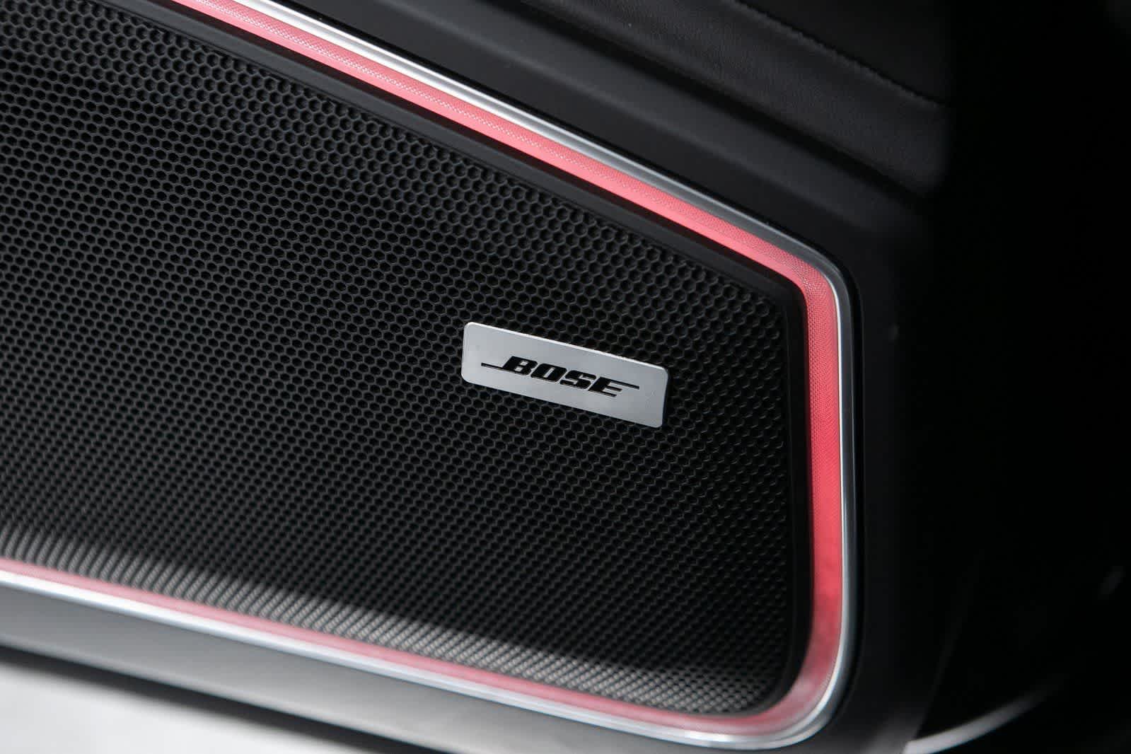 Thumbnail: 2022 Porsche Panamera - 26