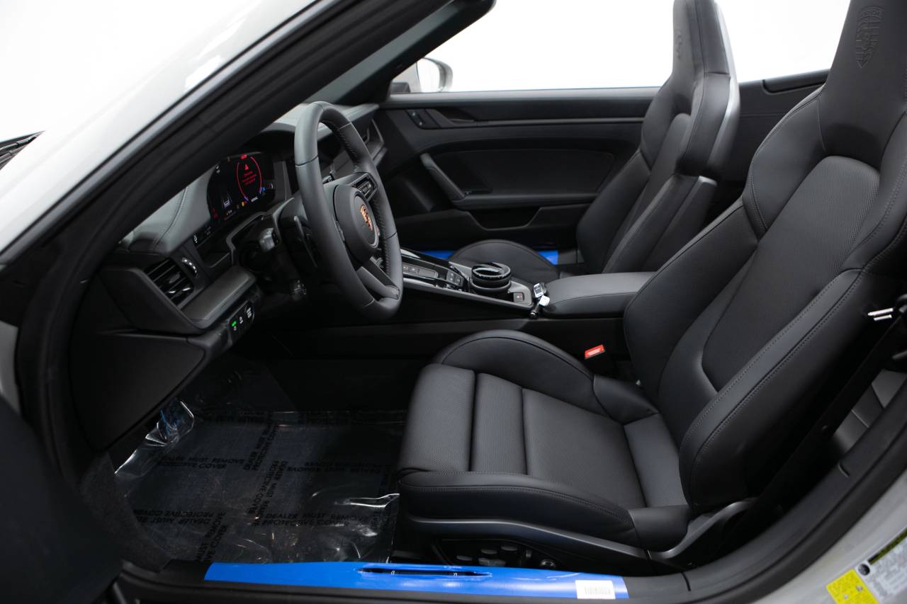 Thumbnail: 2026 Porsche 911 - 19