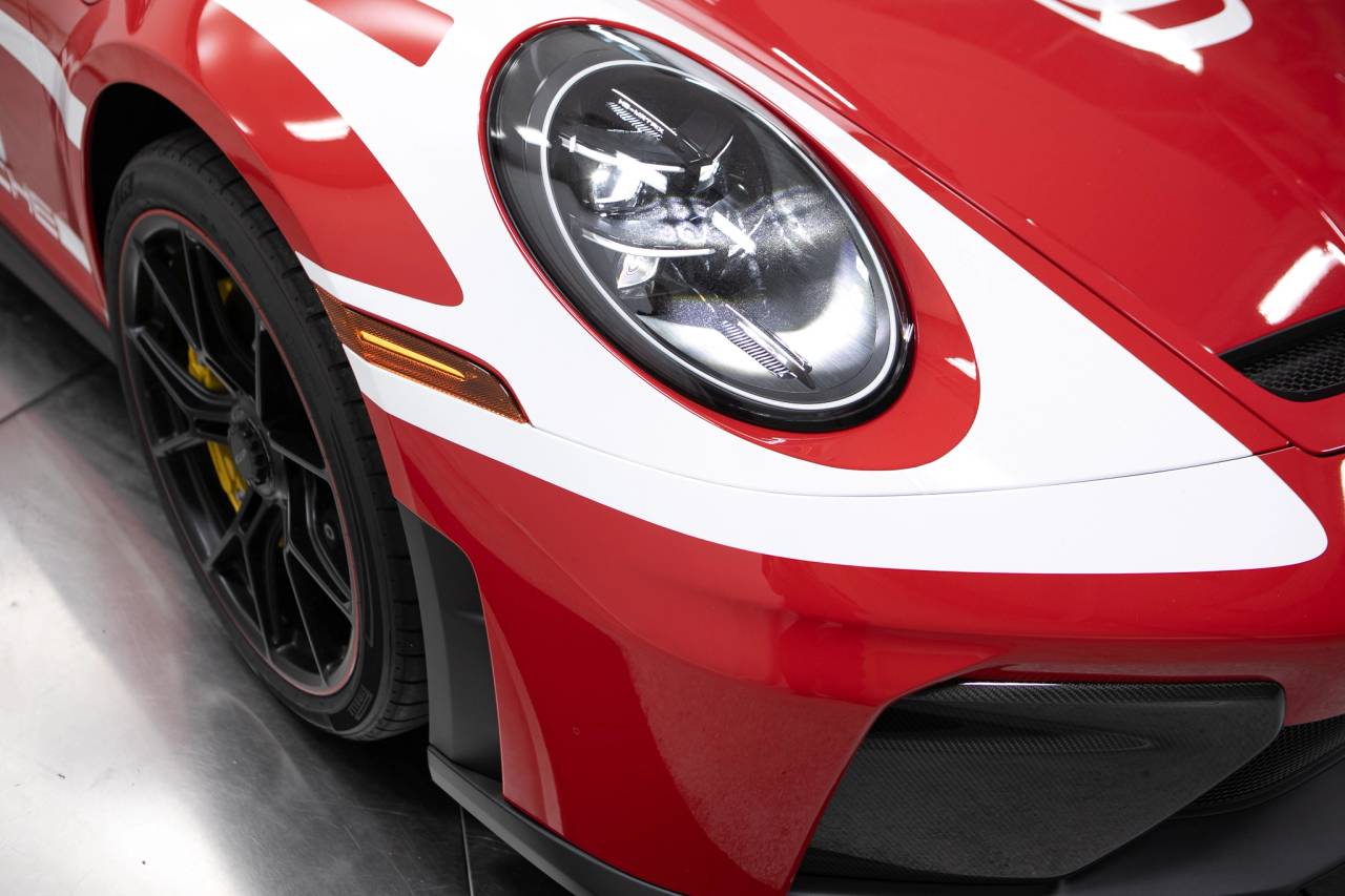 Thumbnail: 2026 Porsche 911 - 12