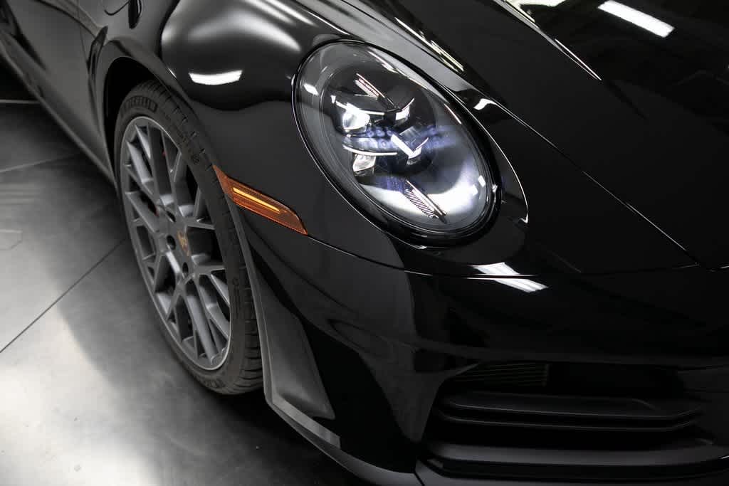Thumbnail: 2025 Porsche 911 - 12