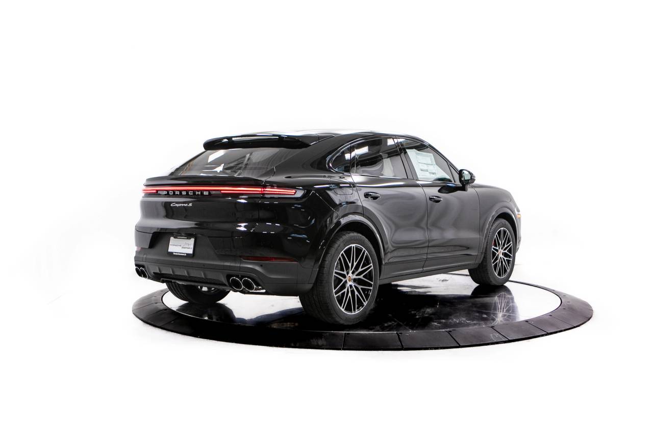 Thumbnail: 2026 Porsche  - 7