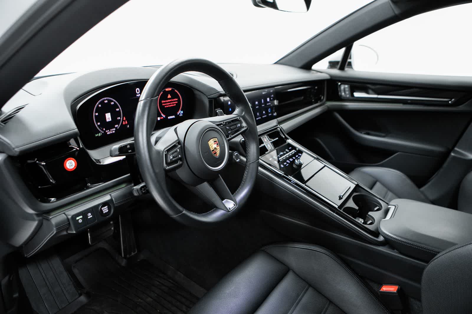 Thumbnail: 2024 Porsche Panamera - 4