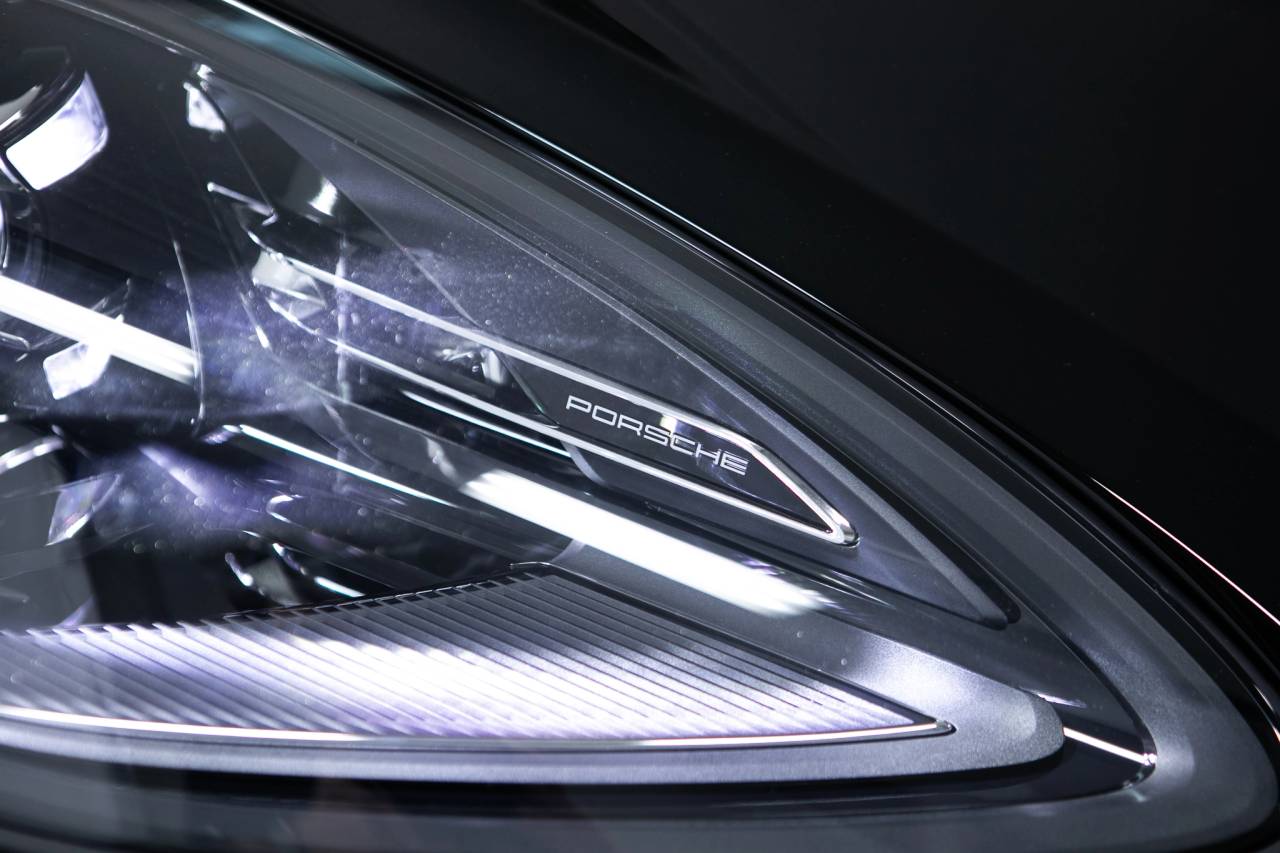 Thumbnail: 2026 Porsche Macan - 13