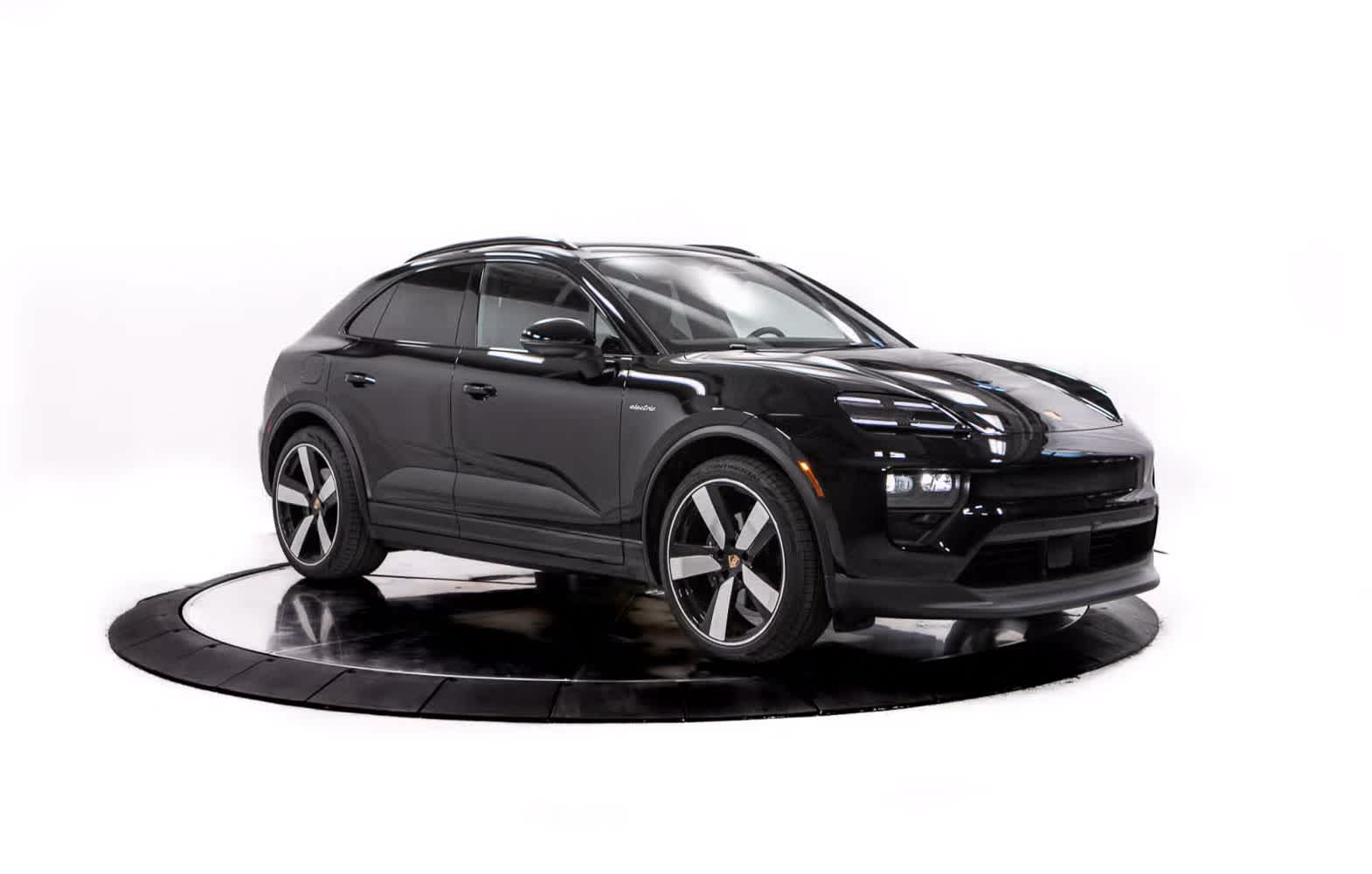 Thumbnail: 2025 Porsche Macan - 9