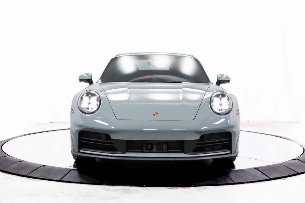 Thumbnail: 2025 Porsche 911 - 10