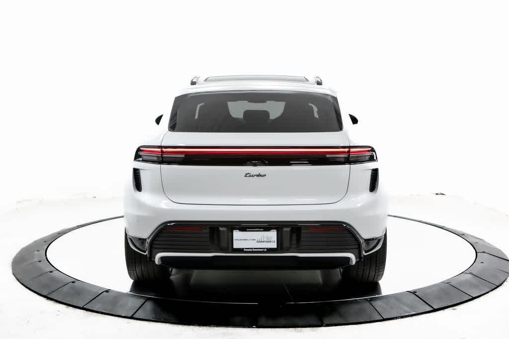 Thumbnail: 2025 Porsche Macan - 6