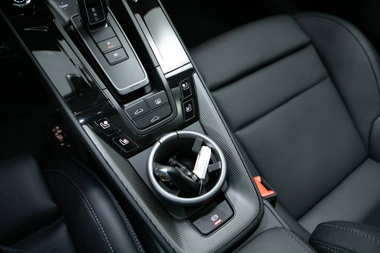 Thumbnail: 2026 Porsche 911 - 34