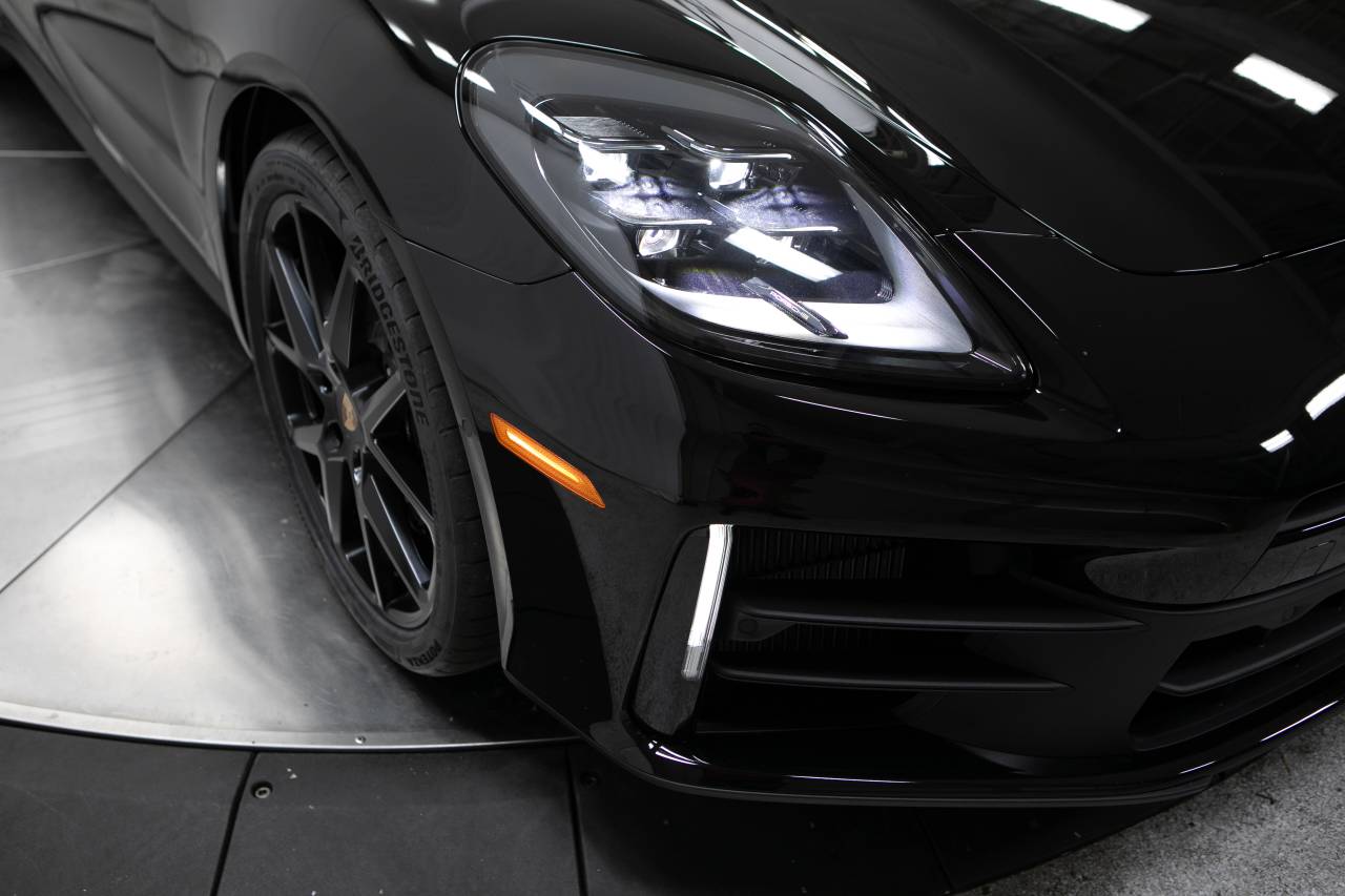 Thumbnail: 2025 Porsche Panamera - 14