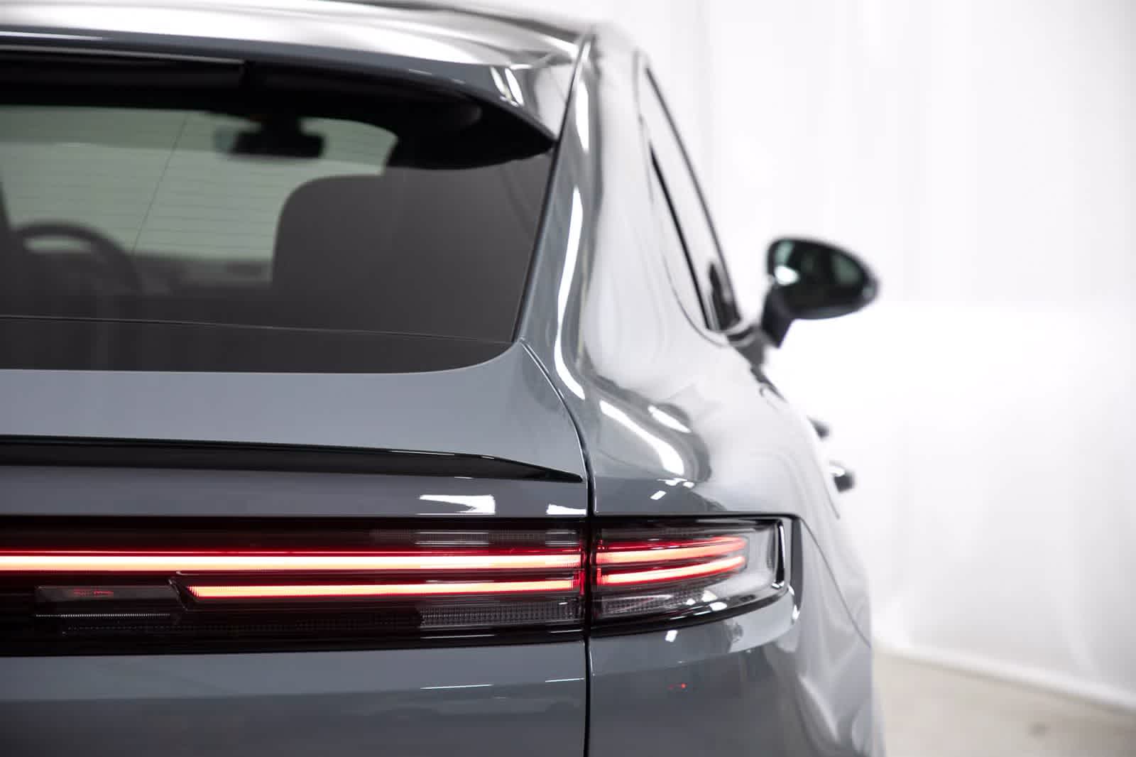 Thumbnail: 2025 Porsche Cayenne - 21