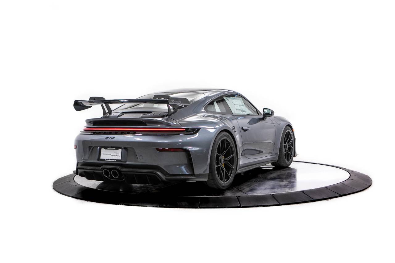 Thumbnail: 2026 Porsche 911 - 7