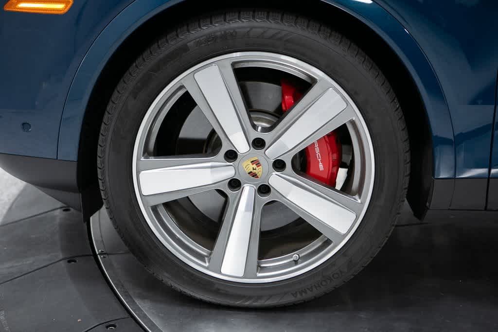 Thumbnail: 2024 Porsche Cayenne - 11