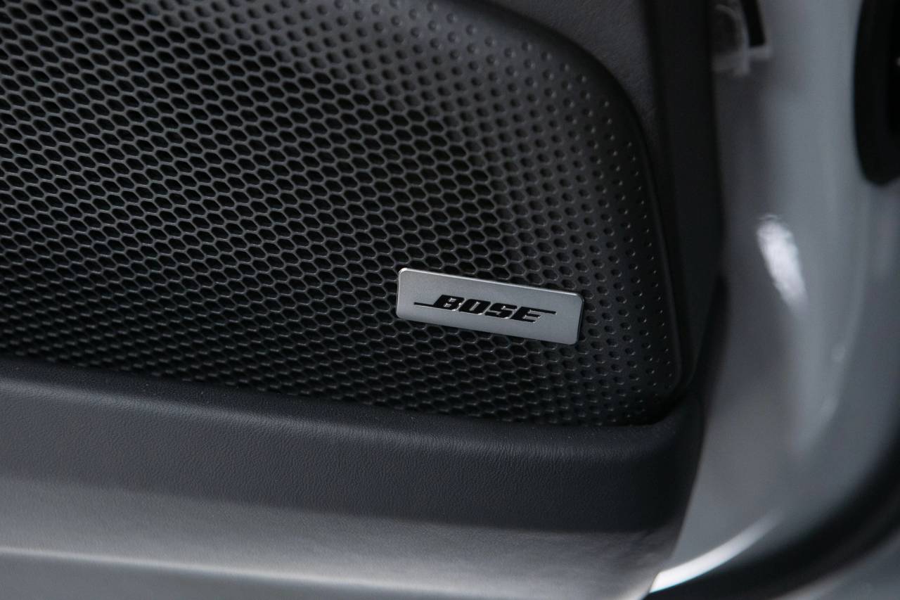 Thumbnail: 2026 Porsche Panamera - 37