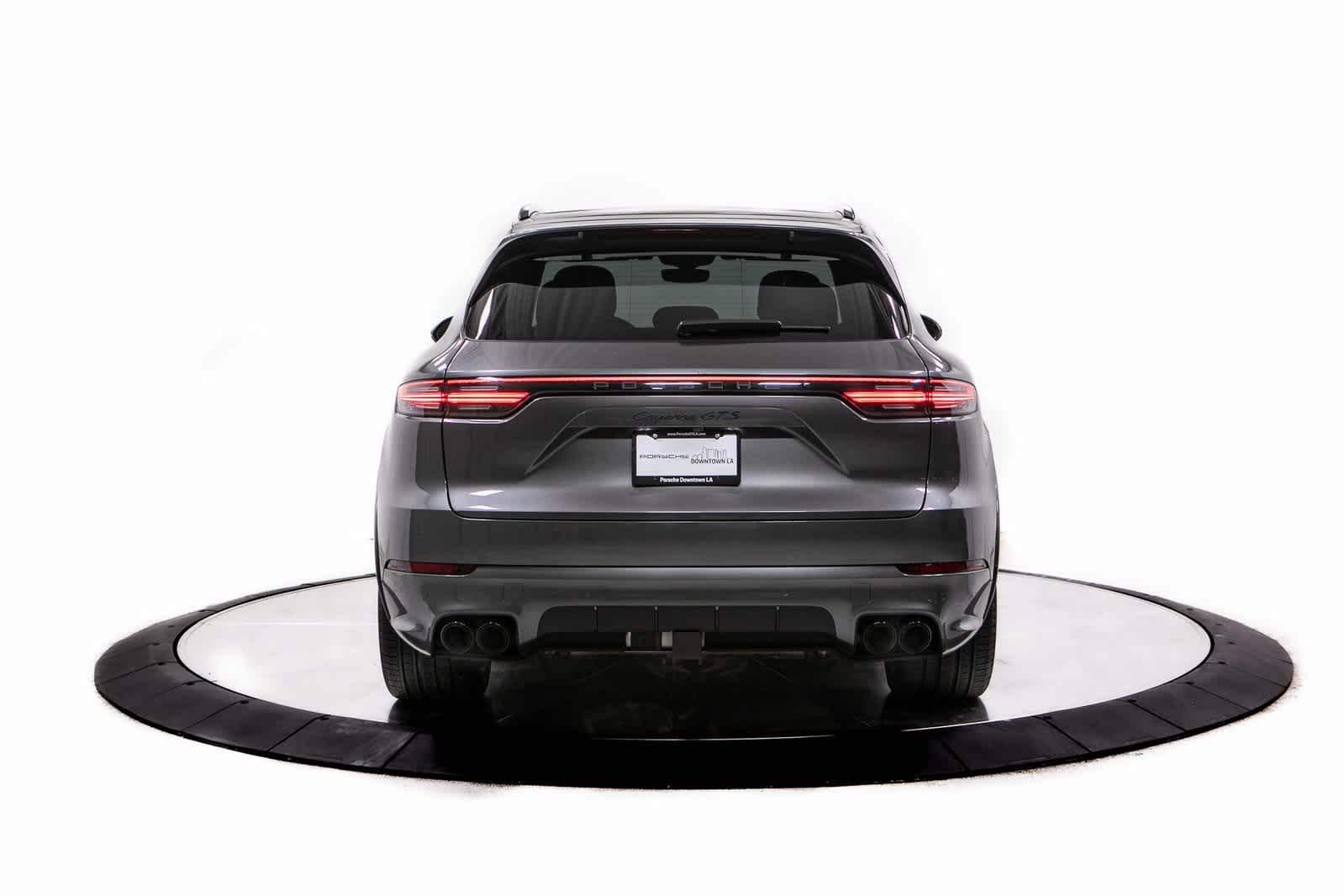 Thumbnail: 2023 Porsche Cayenne - 6
