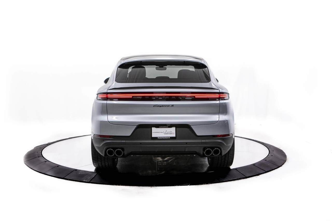 Thumbnail: 2026 Porsche  - 6