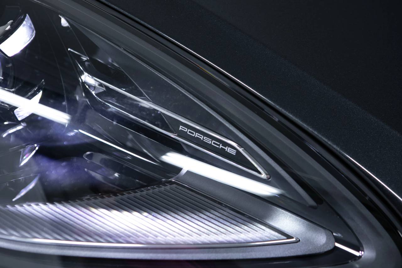 Thumbnail: 2026 Porsche Macan - 13
