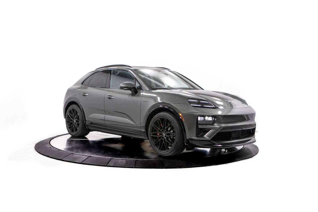 Thumbnail: 2025 Porsche Macan - 9