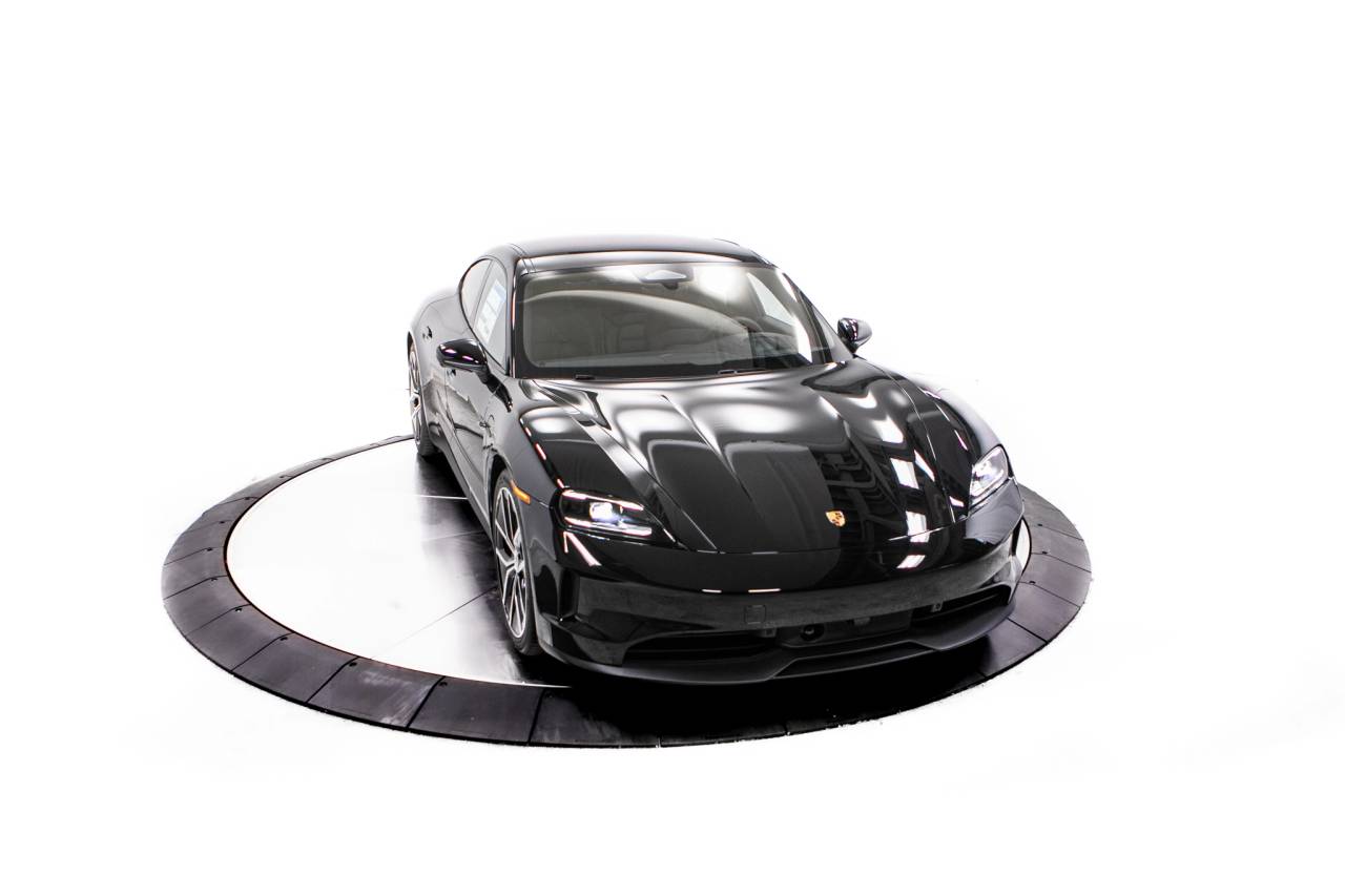 Thumbnail: 2026 Porsche Taycan - 19