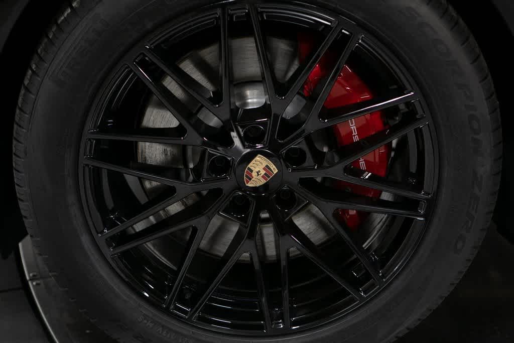 Thumbnail: 2025 Porsche  - 11