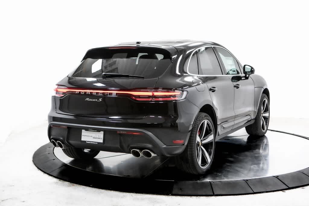 Thumbnail: 2025 Porsche Macan - 7