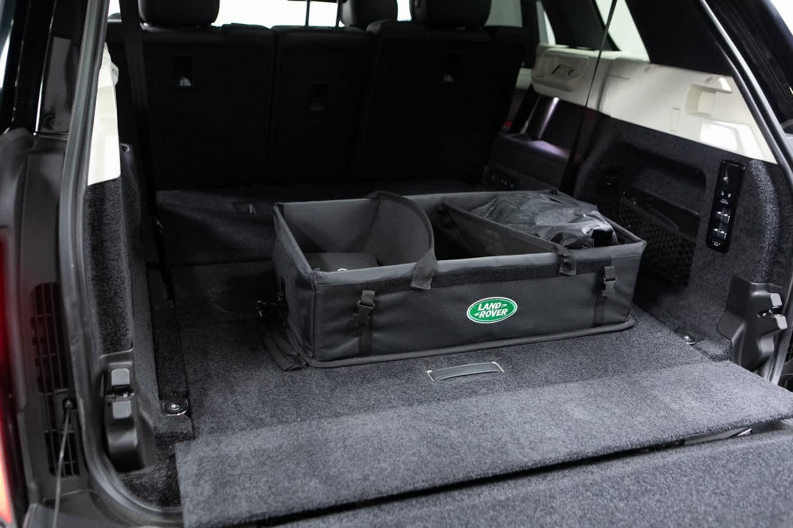 Thumbnail: 2023 Land Rover Range Rover - 28