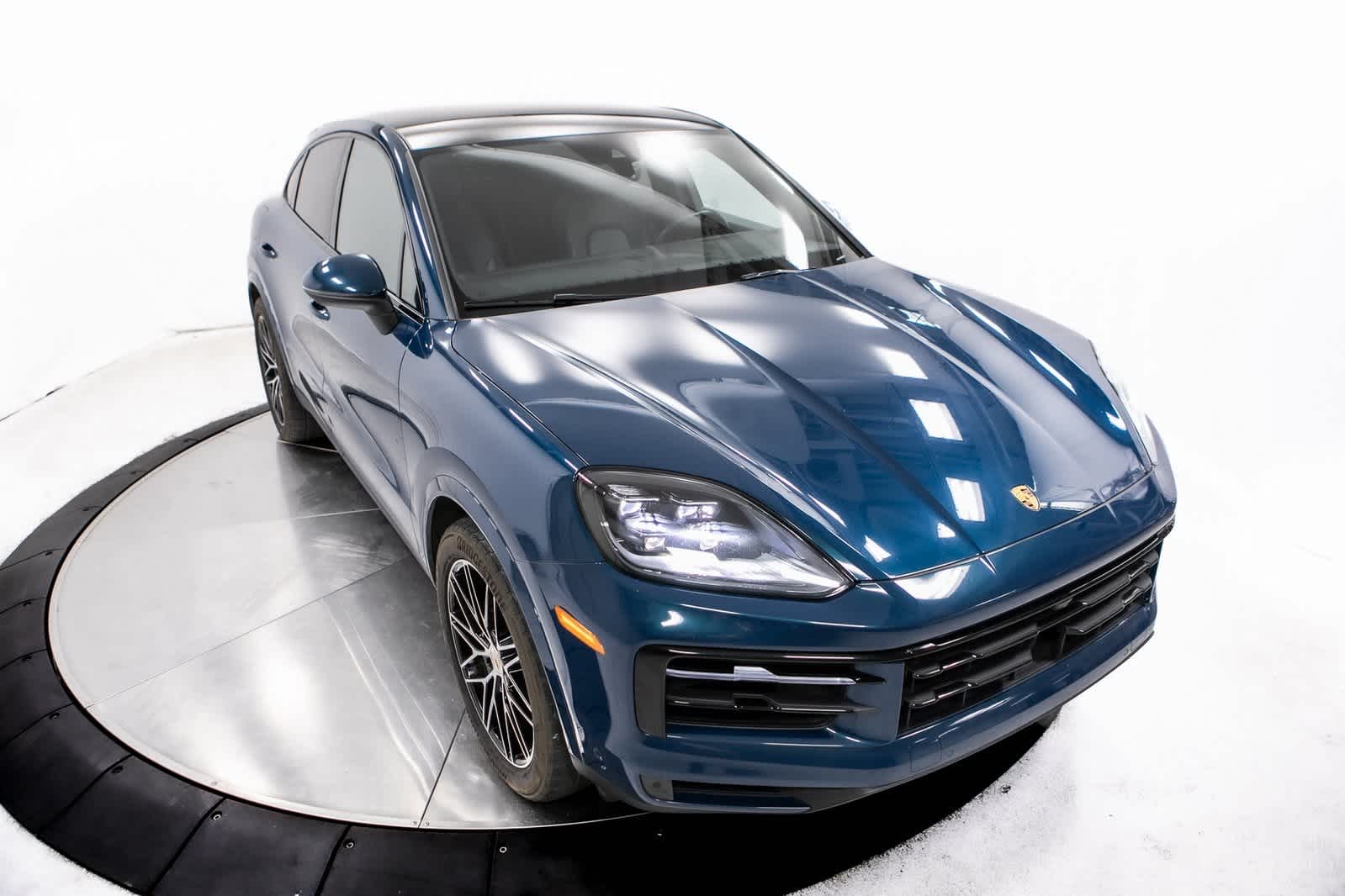 Thumbnail: 2024 Porsche Cayenne - 41