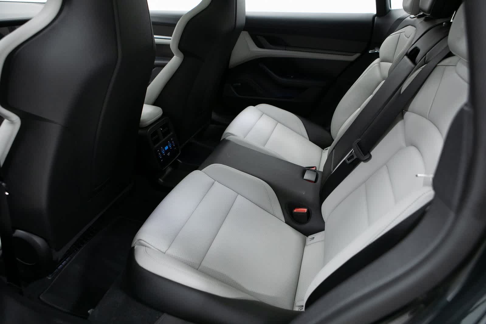 Thumbnail: 2024 Porsche Taycan - 28