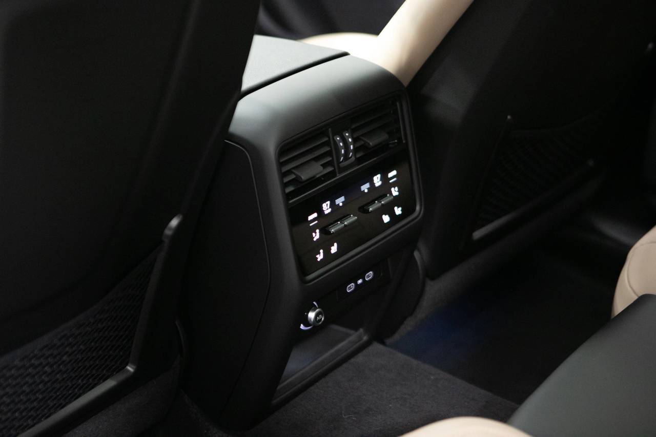 Thumbnail: 2026 Porsche  - 38