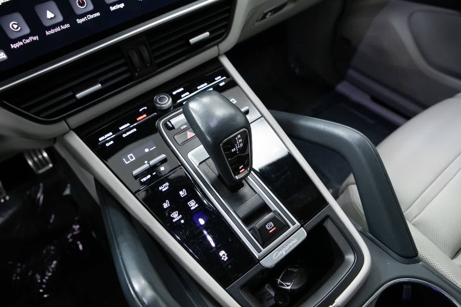 Thumbnail: 2023 Porsche Cayenne - 27