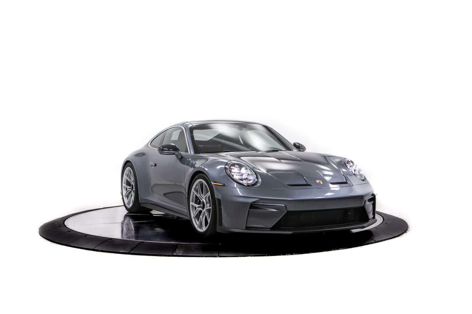 Thumbnail: 2026 Porsche 911 - 9