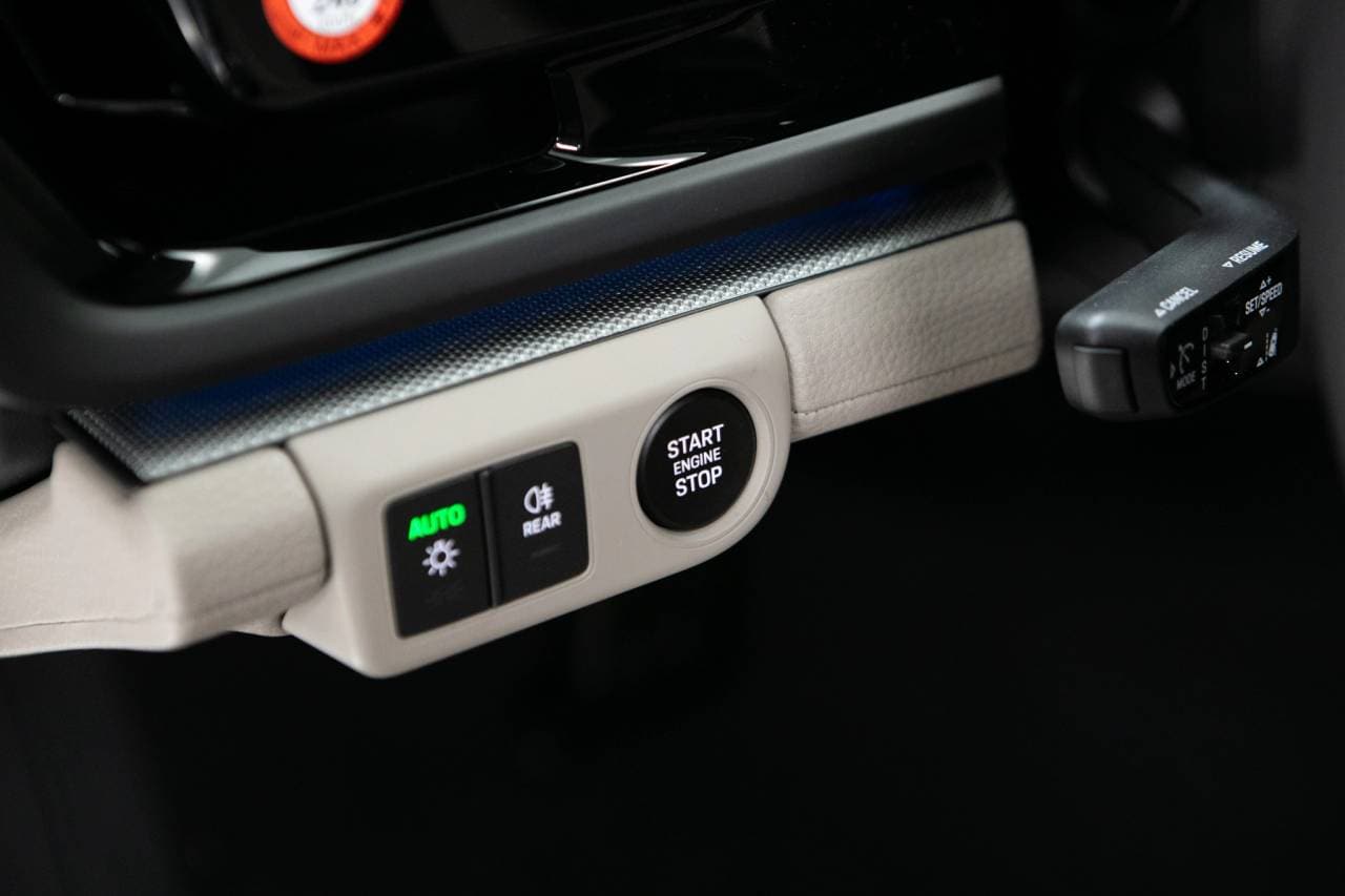 Thumbnail: 2026 Porsche Panamera - 27