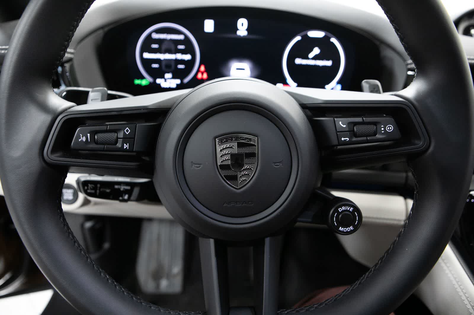 Thumbnail: 2025 Porsche Panamera - 14