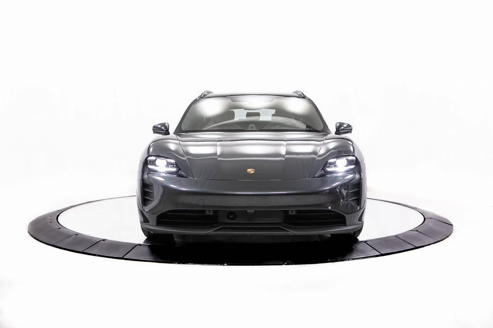 Thumbnail: 2024 Porsche Taycan - 10