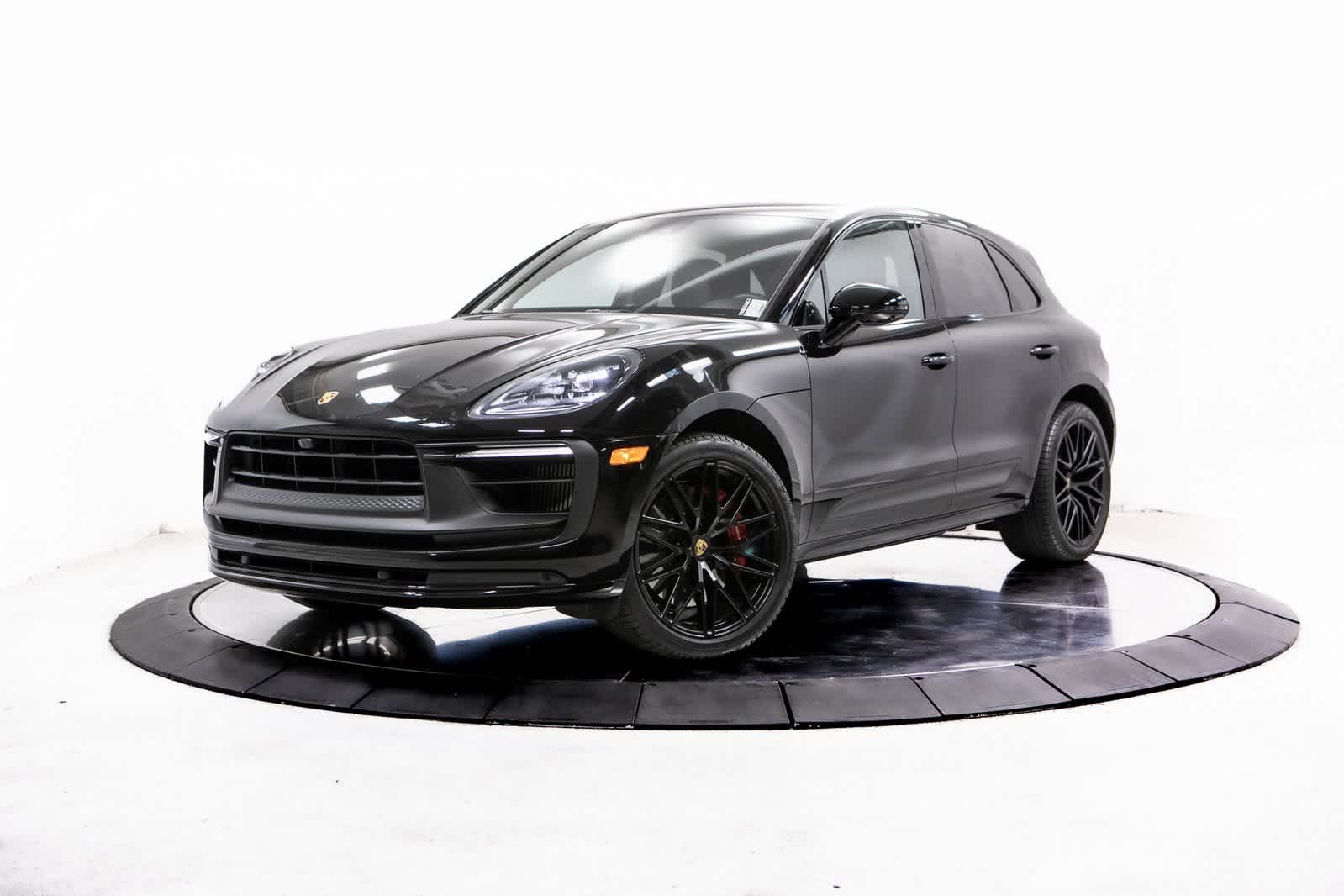 2022 Porsche Macan