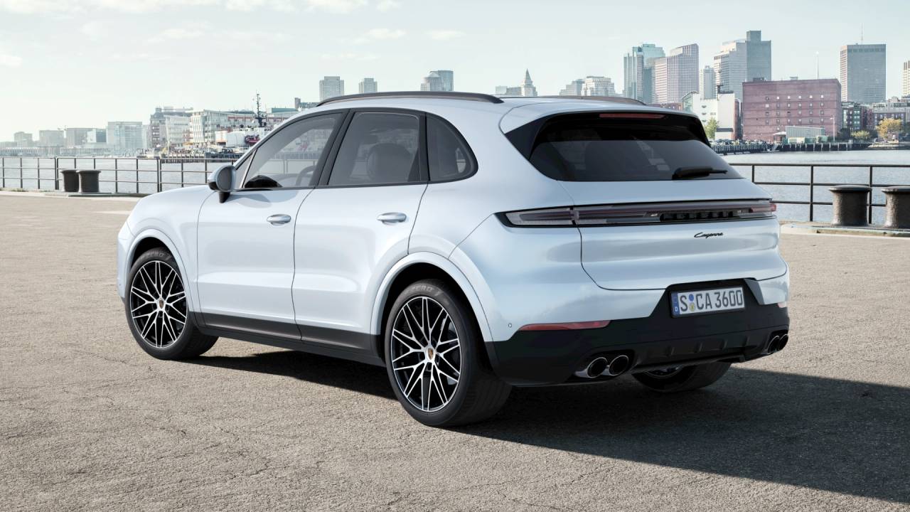Thumbnail: 2026 Porsche Cayenne - 3